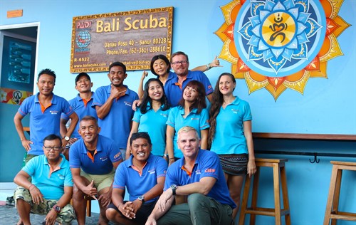 Picture of the Bali Scuba team. 